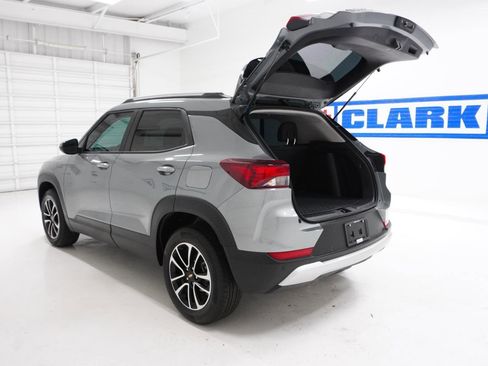 Used 2026 Chevrolet TrailBlazer LT w/ LT Cold Weather Package image 8