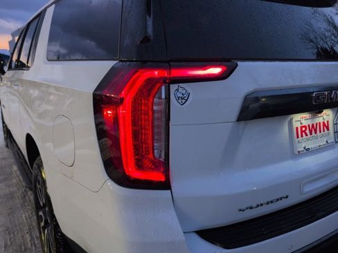 Used 2022 GMC Yukon XL AT4 image 10