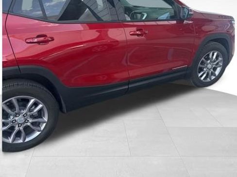 Used 2023 GMC Terrain SLT FWD image 5