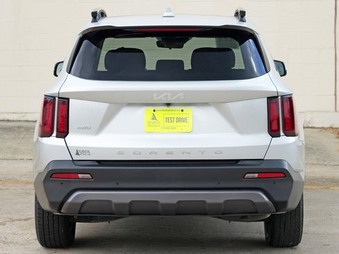 Used 2022 Kia Sorento S w/ Panoramic Sunroof Package AWD/4WD image 49