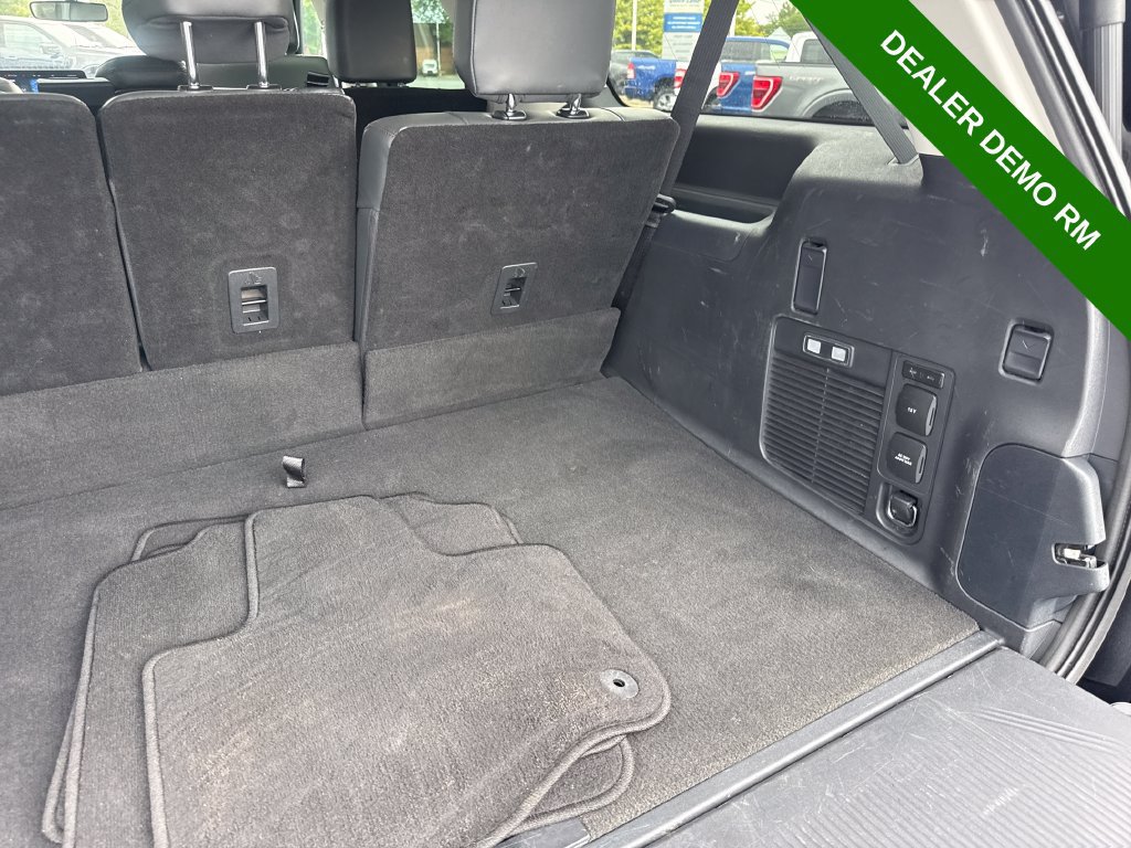 Used 2025 Ford Expedition Max Active AWD/4WD image 14