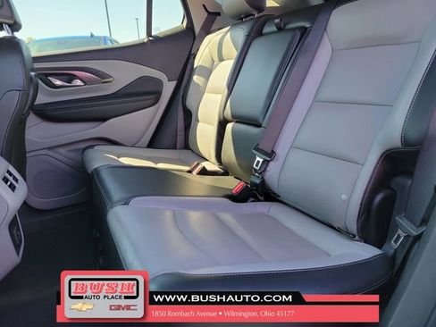 Used 2024 GMC Terrain SLT FWD image 14