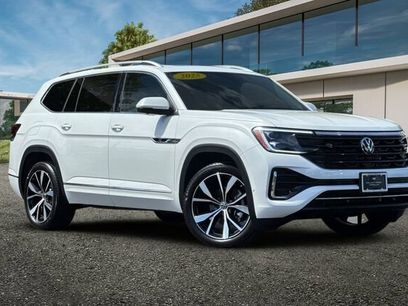 Used 2025 Volkswagen Atlas SEL Premium R-Line