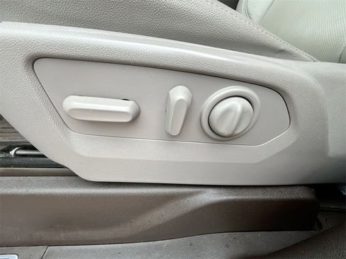 Used 2019 GMC Sierra 1500 SLT w/ SLT Premium Package image 14