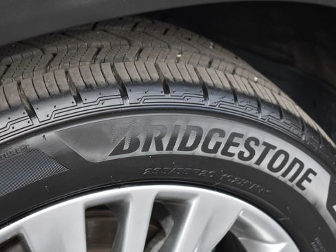 Used 2023 Toyota Highlander Platinum image 33