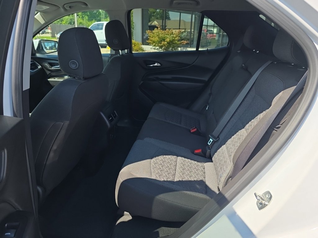 Used 2024 Chevrolet Equinox LT AWD/4WD image 27