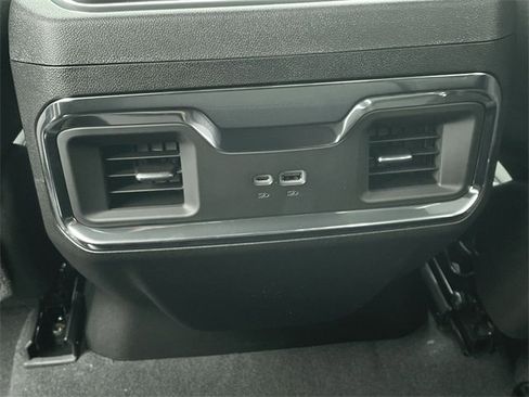 New 2026 GMC Sierra 1500 Elevation image 21