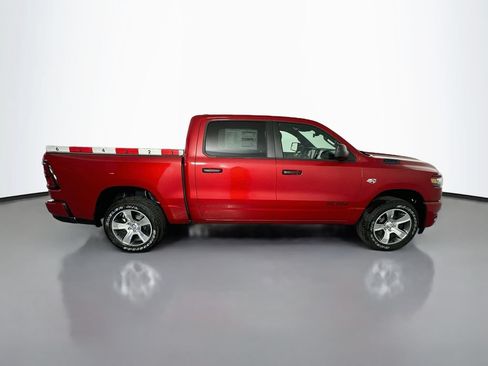 New 2026 RAM 1500 Express AWD/4WD image 8