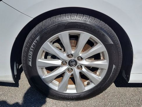 Used 2019 Toyota Camry LE w/ Convenience Package image 10