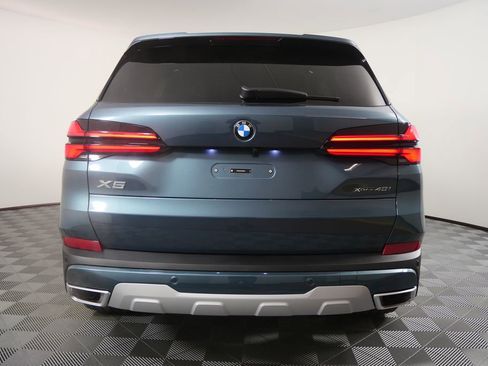 New 2026 BMW X5 xDrive40i w/ Climate Comfort Package AWD/4WD image 4