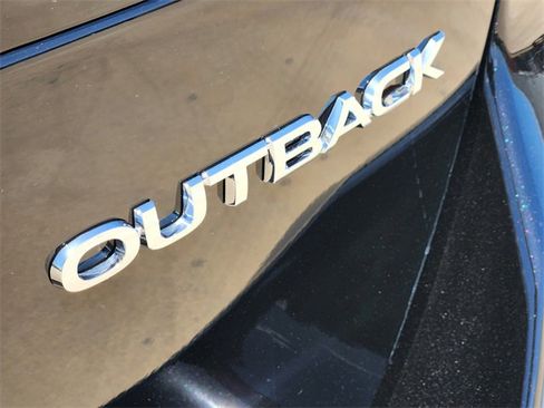 New 2025 Subaru Outback Limited image 7