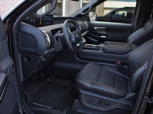 New 2025 Ford Expedition Tremor image 11