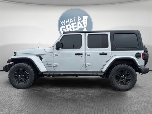 Certified 2022 Jeep Wrangler Unlimited Sahara image 7