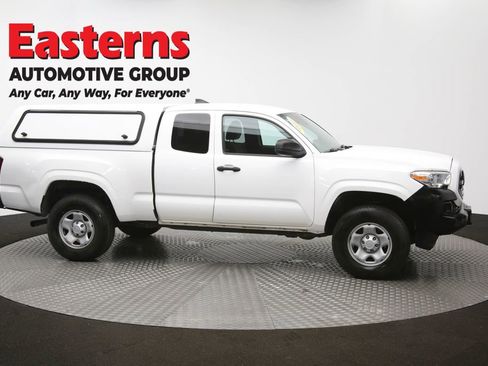 Used 2019 Toyota Tacoma SR image 44