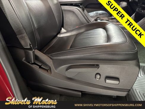 Used 2017 GMC Canyon SLT w/ Driver Alert Package image 37