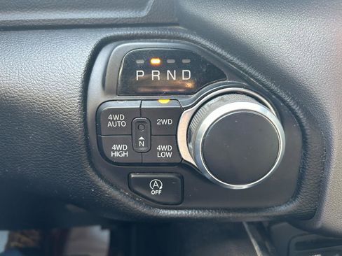 Used 2019 RAM 1500 Big Horn image 26