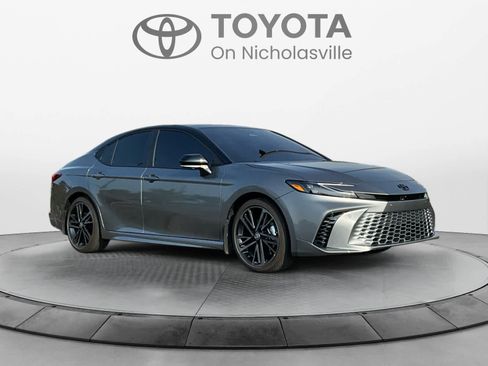 Used 2026 Toyota Camry XSE w/ Premium Plus Package FWD image 7