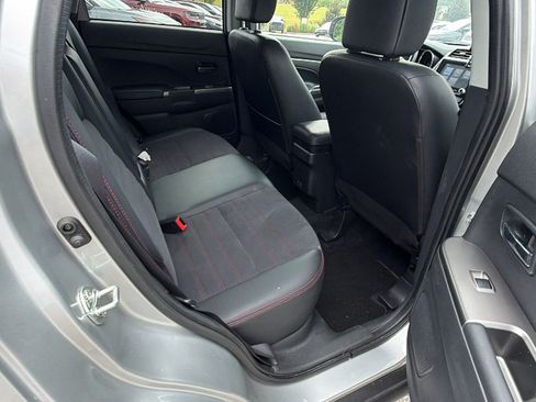 Used 2024 Mitsubishi Outlander Sport AWD image 21