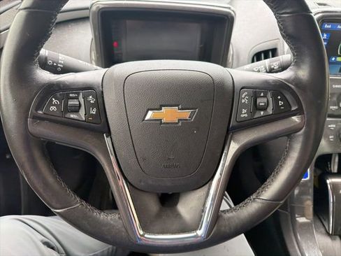 Used 2015 Chevrolet Volt Premium w/ Premium Trim Package FWD image 9