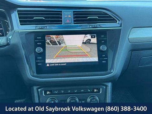 Used 2021 Volkswagen Tiguan SEL image 39