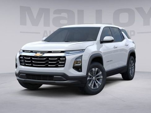 New 2026 Chevrolet Equinox LT w/ Safety and Technology Package FWD image 7