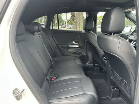 Used 2023 Mercedes-Benz GLA 250 4MATIC image 27