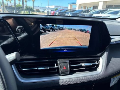 New 2026 Chevrolet TrailBlazer LT w/ Driver Confidence Package FWD image 22