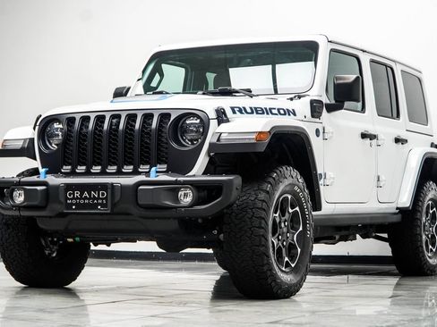 Used 2023 Jeep Wrangler Unlimited Rubicon 4xe w/ Steel Bumper Group AWD/4WD image 9