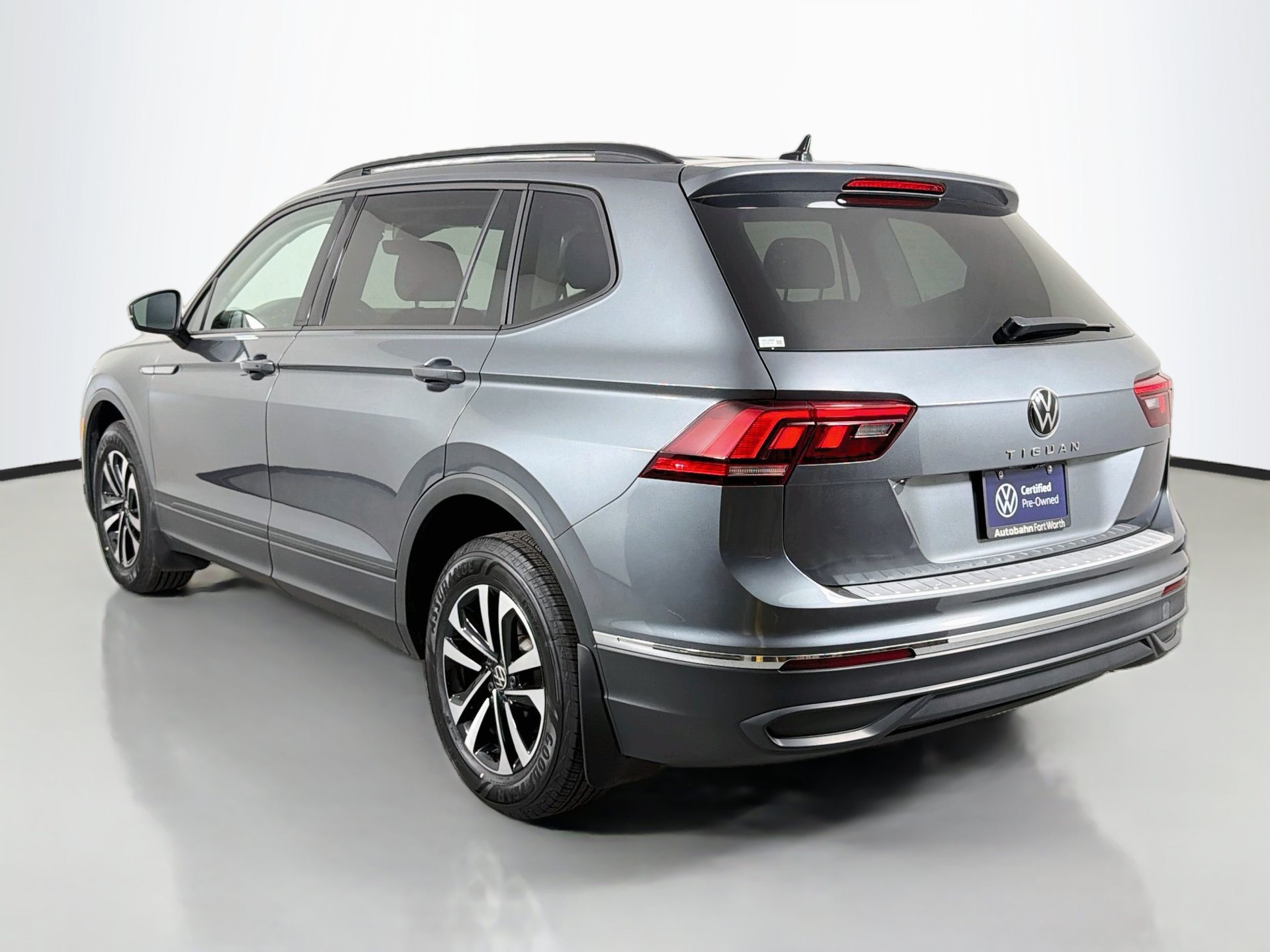 Certified 2023 Volkswagen Tiguan S FWD image 7