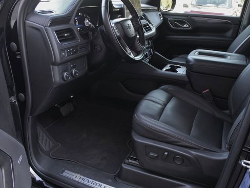 Used 2023 Chevrolet Tahoe RST w/ Luxury Package RWD image 13
