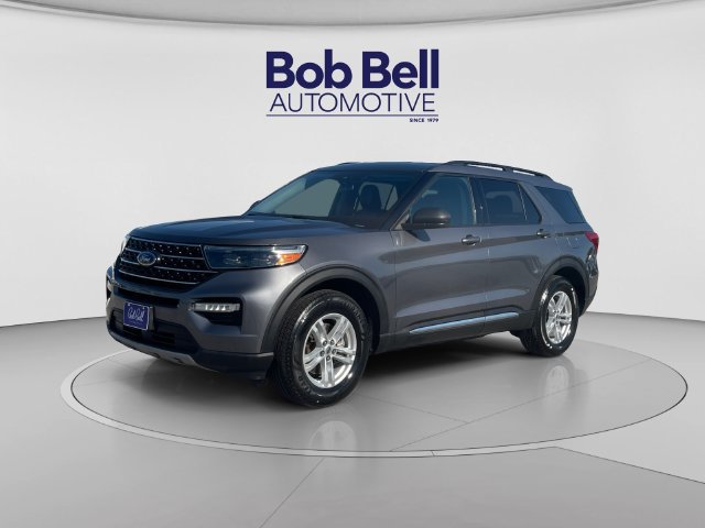 Certified 2022 Ford Explorer XLT w/ Equipment Group 202A AWD/4WD image 1