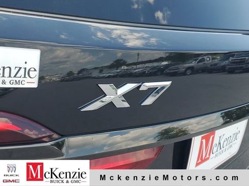 Used 2021 BMW X7 xDrive40i w/ M Sport Package AWD/4WD image 31