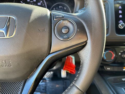 Used 2022 Honda HR-V Sport image 13