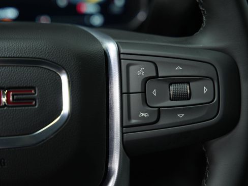 New 2026 GMC Sierra 2500 SLT w/ SLT Convenience Package image 33