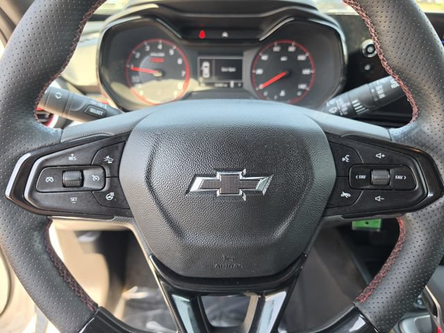 Used 2024 Chevrolet Trax RS w/ Driver Confidence Package FWD image 32