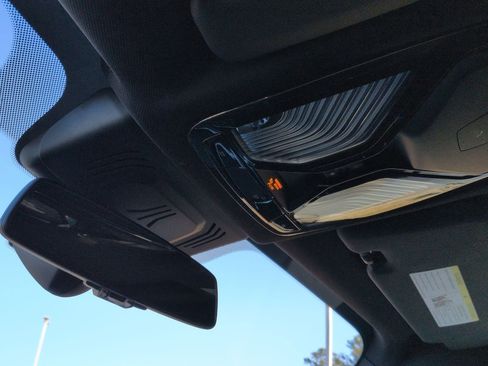 Certified 2023 BMW X5 xDrive40i w/ Executive Package image 27