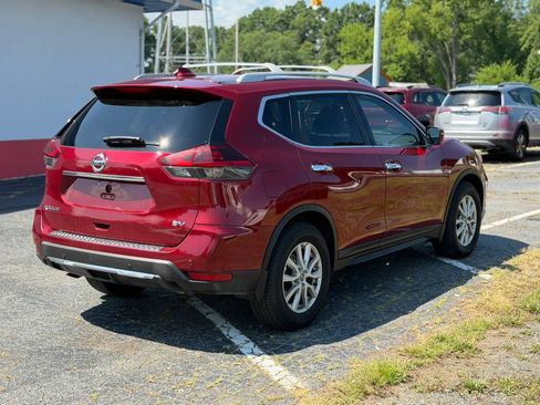 Used 2020 Nissan Rogue FWD image 5