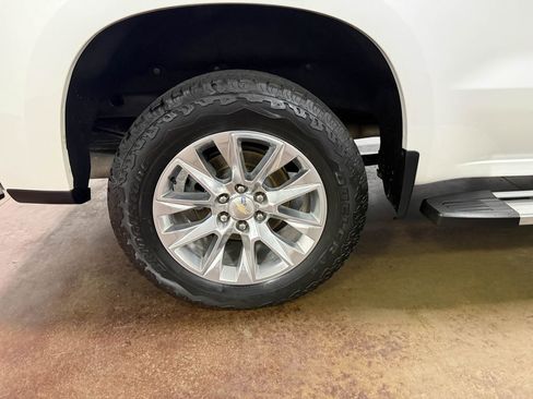 Used 2021 Chevrolet Silverado 1500 LTZ AWD/4WD image 90