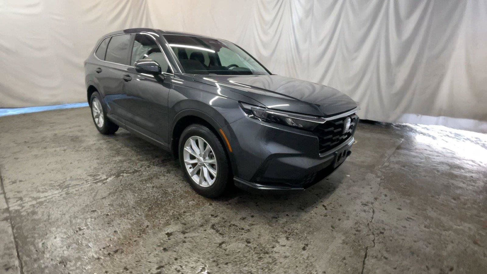 Used 2024 Honda CR-V EX image 2