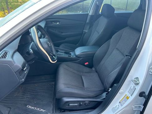 Used 2023 Honda Accord EX image 14