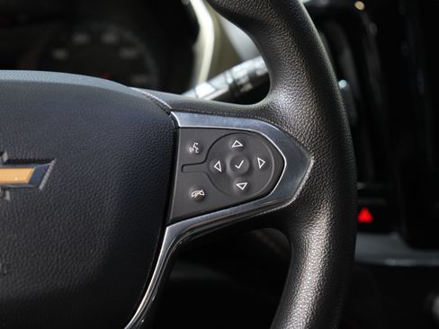 Used 2020 Chevrolet Traverse L FWD image 40