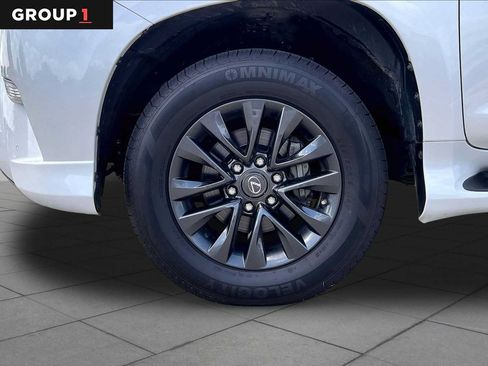 Used 2023 Lexus GX 460 Premium w/ Premium Plus Package AWD/4WD image 9