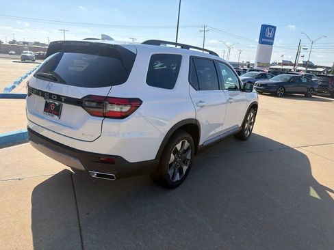 New 2026 Honda Pilot Elite image 11