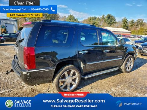 Used 2010 Cadillac Escalade AWD image 4