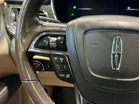 Used 2019 Lincoln Continental Reserve w/ Rear Seat Package AWD/4WD image 17