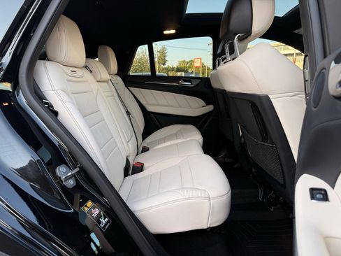 Used 2019 Mercedes-Benz GLE 63 AMG S image 29
