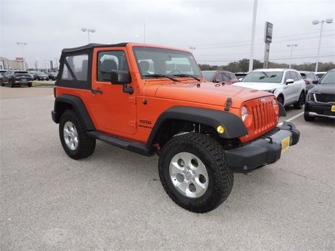 Used 2015 Jeep Wrangler Sport image 3