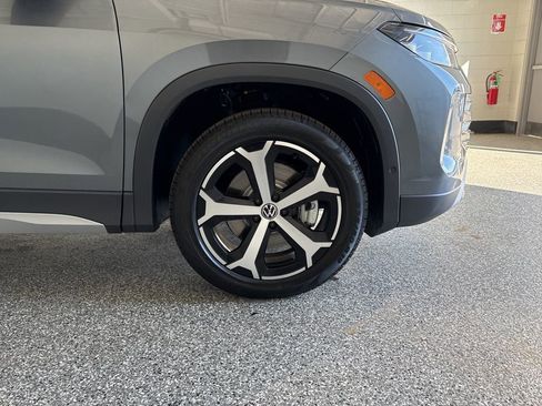 New 2026 Volkswagen Tiguan SE AWD/4WD image 44