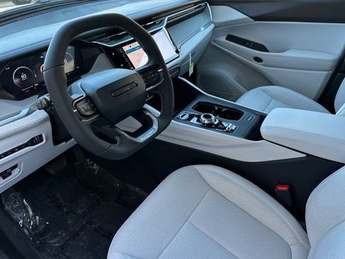 New 2026 Jeep Cherokee Laredo AWD/4WD image 9