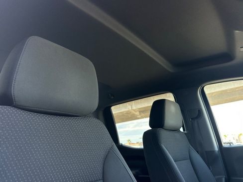 Used 2021 Chevrolet Silverado 1500 Custom image 14